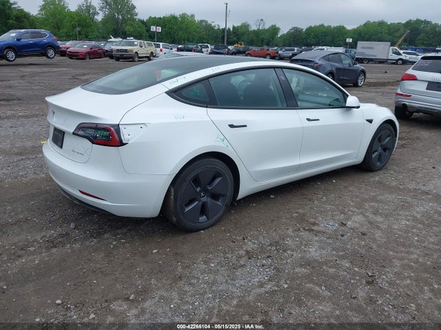 2023 TESLA MODEL 3 5YJ3E1EB1PF393193 Photo 3
