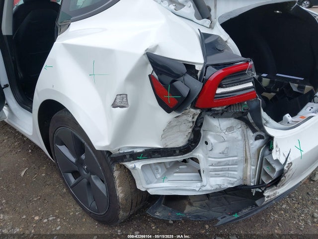 2023 TESLA MODEL 3 5YJ3E1EB1PF393193 Photo 5