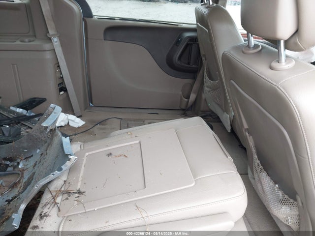 2C4RC1BG8GR240248 Chrysler Town & Country Touring