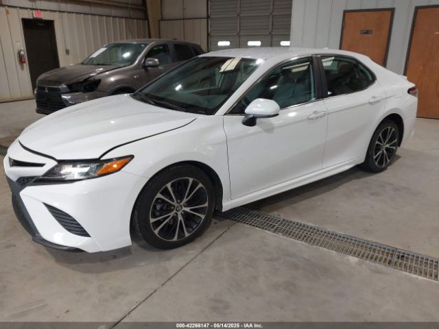 2020 TOYOTA CAMRY 4T1G11AK6LU873925 Photo 1