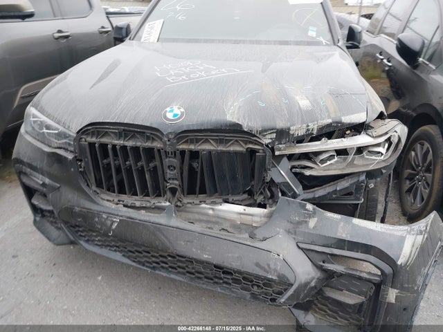 BMW X7 2022 5UXCW2C01N9M42533 Image 13