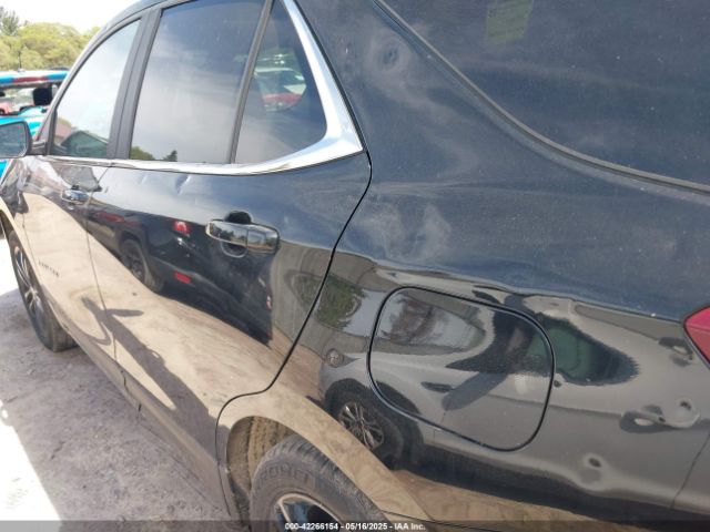 2GNAXUEV0M6136256 Chevrolet Equinox Awd Lt