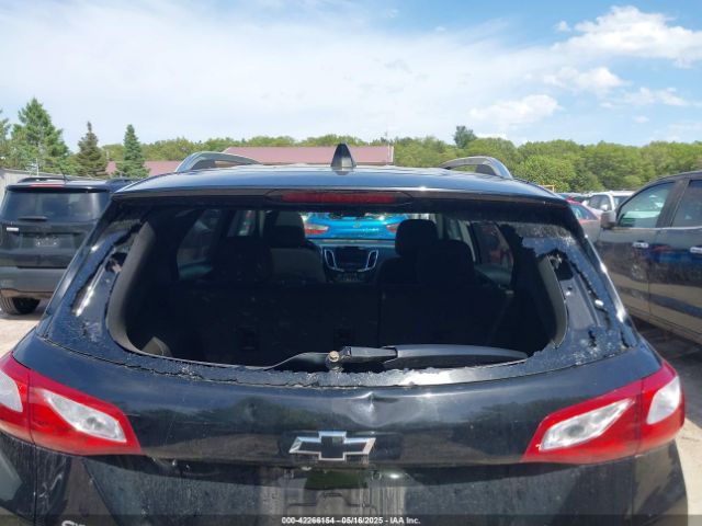 2GNAXUEV0M6136256 Chevrolet Equinox Awd Lt