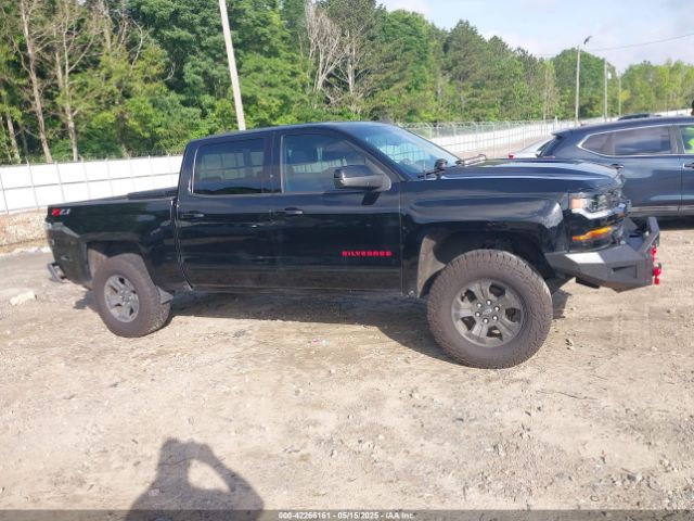 3GCUKREC2JG577550 Chevrolet Silverado 1500 2lt