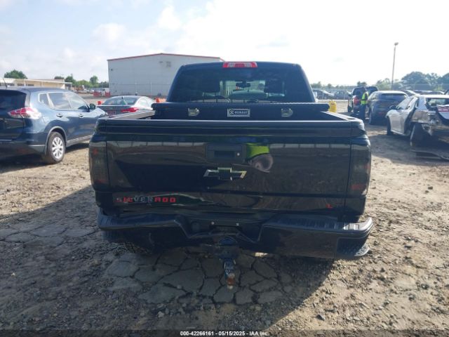 3GCUKREC2JG577550 Chevrolet Silverado 1500 2lt