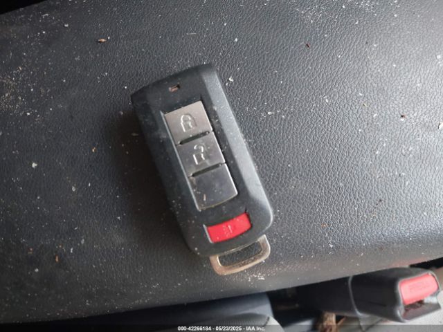 2017 MITSUBISHI OUTLANDER SPORT JA4AP3AW1HZ066028 Photo 10