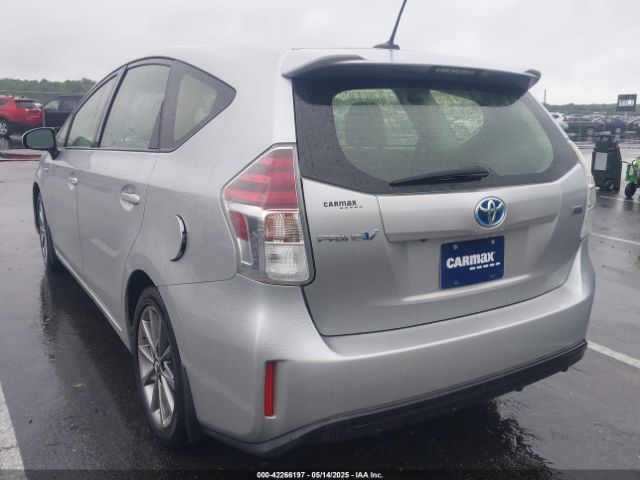 JTDZN3EU0FJ015719 Toyota Prius V Five