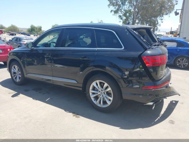 2017 AUDI Q7 WA1LAAF74HD039726 Photo 2