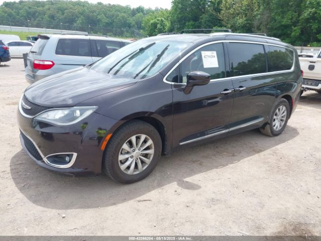 2018 CHRYSLER PACIFICA 2C4RC1BGXJR151935 Photo 1