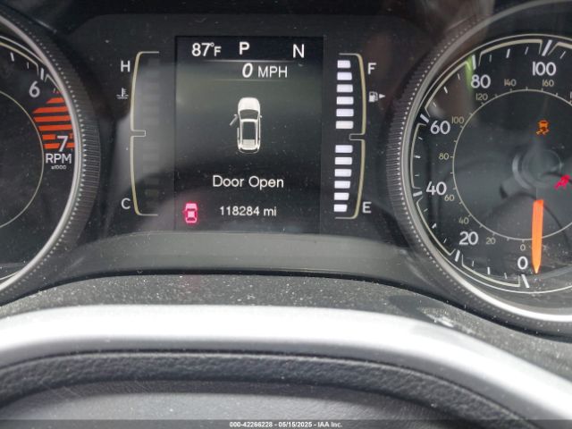 1C4PJLLBXJD552044 Jeep Cherokee Latitude Plus Fwd
