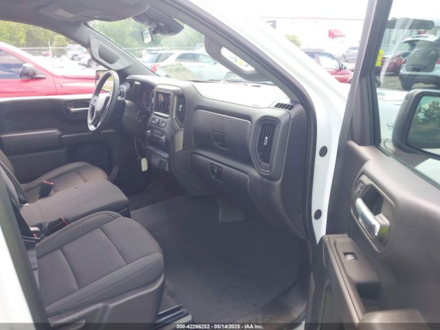 2025 CHEVROLET SILVERADO 1500 3GCPKBEK7SG141712 Photo 4