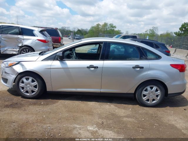 1FADP3E20GL288187 Ford FOCUS S