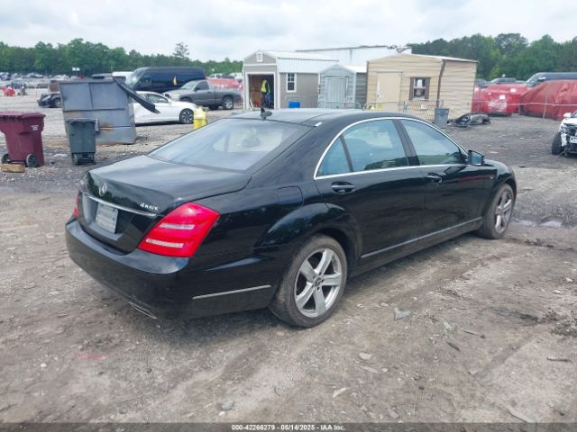 2011 MERCEDES-BENZ S 550 WDDNG8GB0BA402773 Photo 3