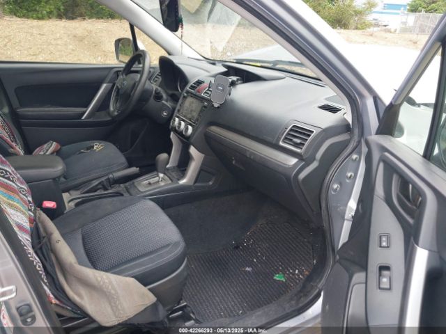 JF2SJADC4GH493632 Subaru Forester 2.5i Premium
