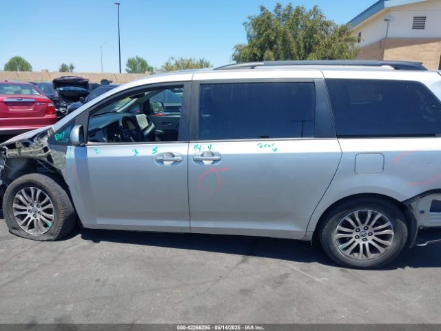 5TDYZ3DC5LS054619 Toyota SIENNA XLE