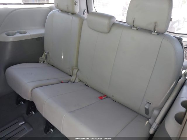 5TDYZ3DC5LS054619 Toyota SIENNA XLE