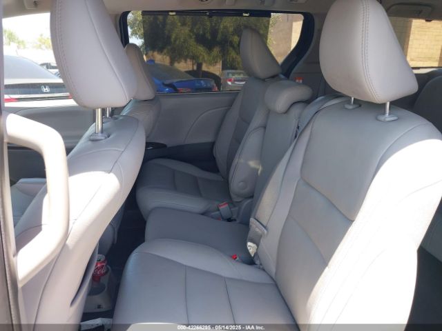5TDYZ3DC5LS054619 Toyota SIENNA XLE