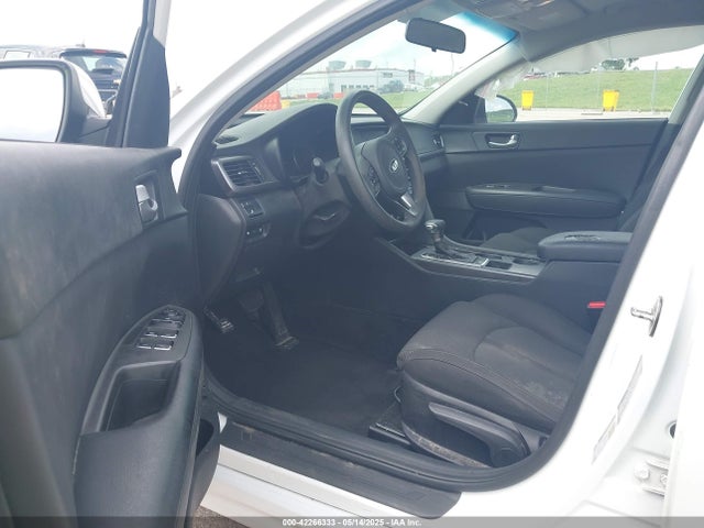 5XXGT4L39JG239503 KIA Optima Lx