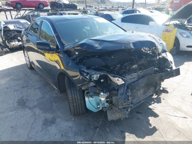 2018 CHEVROLET VOLT 1G1RC6S57JU151382