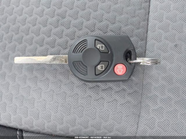 1FMCU9GD4HUD63660 Ford ESCAPE SE