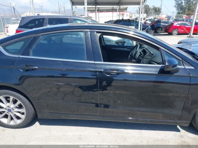 3FA6P0H70HR284299 Ford FUSION SE