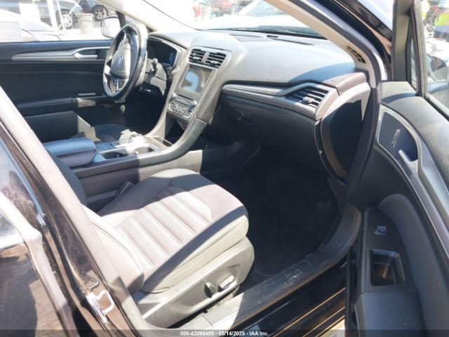 3FA6P0H70HR284299 Ford FUSION SE