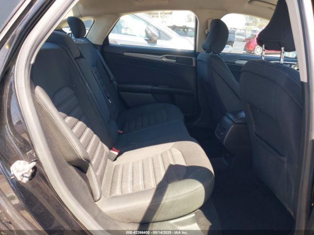 3FA6P0H70HR284299 Ford FUSION SE