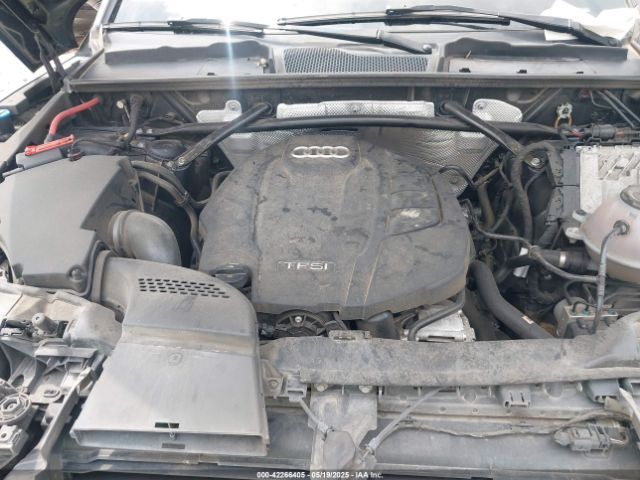 WA1ANAFY0J2035243 Audi Q5 2.0t Premium/2.0t Tech Premium