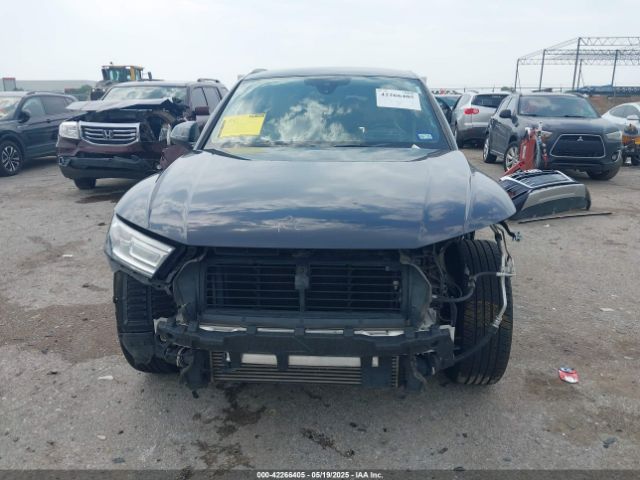 WA1ANAFY0J2035243 Audi Q5 2.0t Premium/2.0t Tech Premium