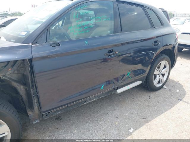 WA1ANAFY0J2035243 Audi Q5 2.0t Premium/2.0t Tech Premium