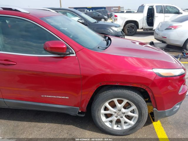 1C4PJLCB7FW737356 Jeep Cherokee Latitude