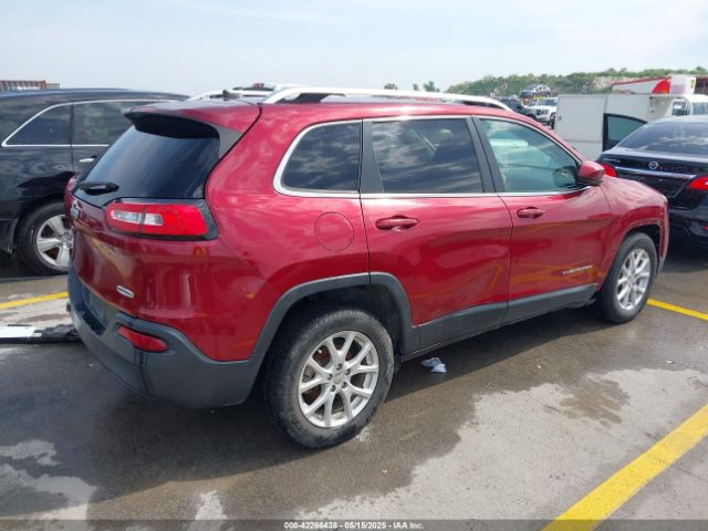 1C4PJLCB7FW737356 Jeep Cherokee Latitude