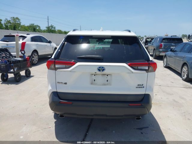 2T3RWRFV7KW042080 Toyota Rav4 Hybrid Xle