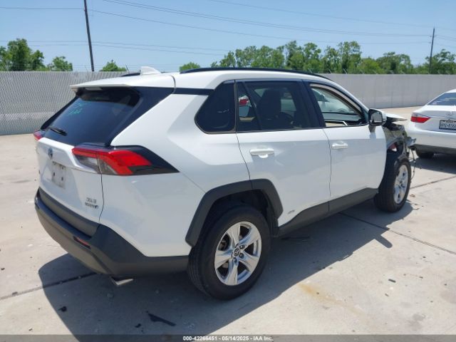 2T3RWRFV7KW042080 Toyota Rav4 Hybrid Xle