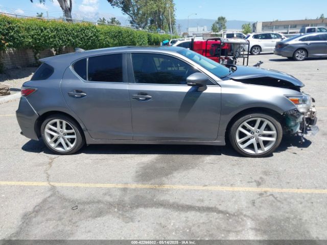 JTHKD5BH9F2215210 Lexus CT 200H