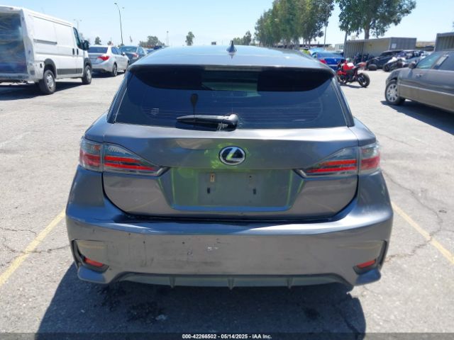 JTHKD5BH9F2215210 Lexus CT 200H