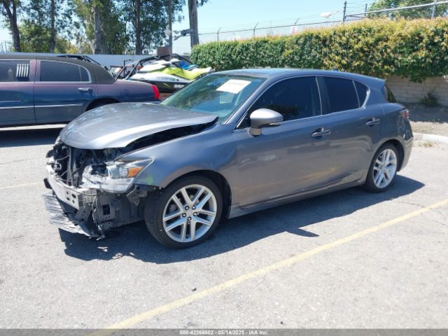 JTHKD5BH9F2215210 Lexus CT 200H