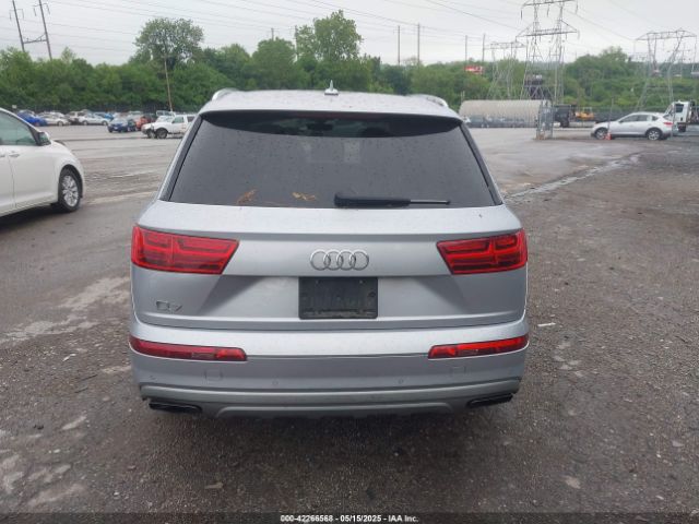 WA1LAAF76KD011711 Audi Q7 55 Premium/55 Se Premium