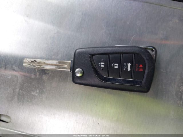 4T1B11HK3JU614404 Toyota CAMRY LE