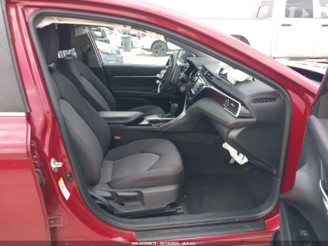 4T1B11HK3JU614404 Toyota CAMRY LE