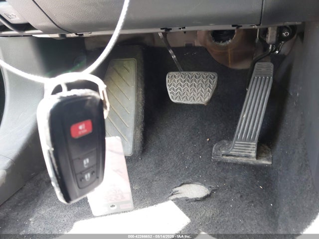2T3J1RFV8RW462680 Toyota Rav4 Adventure