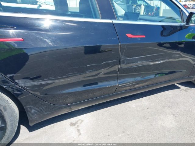 2018 TESLA MODEL 3 5YJ3E1EA0JF172263 Photo 5