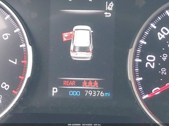 2T3G1RFV2KC017563 Toyota RAV4 LE