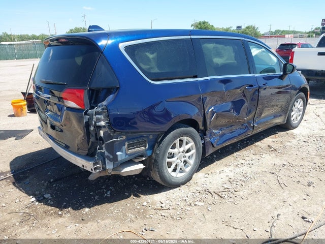 2C4RC1CG1JR186233 Chrysler 2018