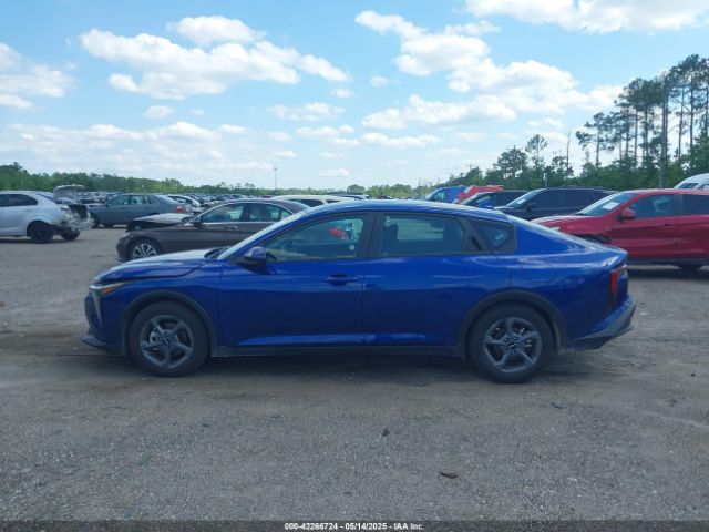 3KPFT4DE9SE037119 KIA K4 Lxs