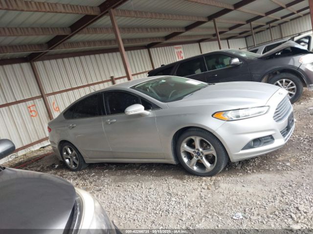 1FA6P0H7XE5390435 Ford FUSION SE