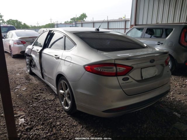 1FA6P0H7XE5390435 Ford FUSION SE