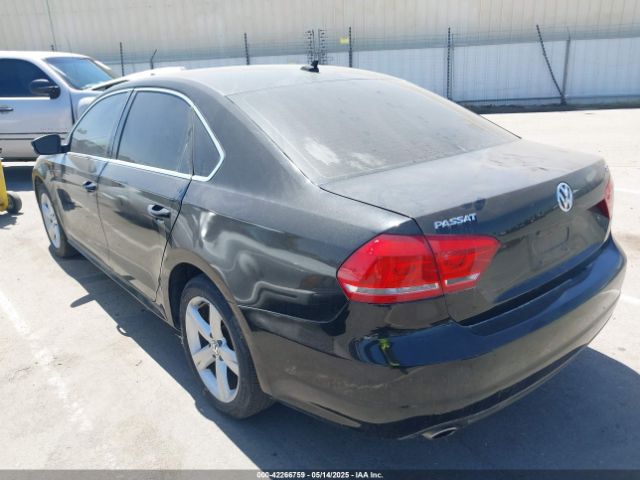 1VWBT7A39EC073971 Volkswagen Passat 1.8t Se