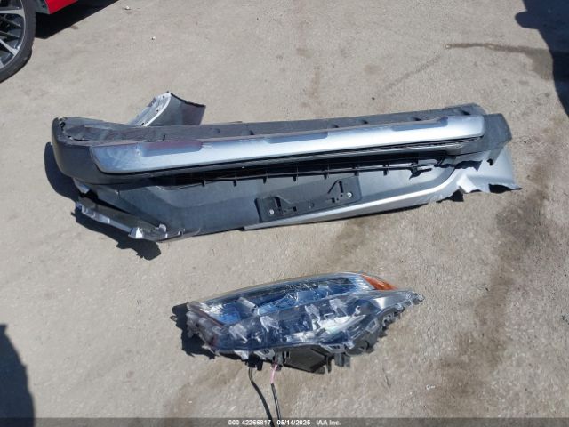 2T3Y1RFV6KW030416 Toyota Rav4 Limited