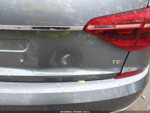 1VWBA7A30JC027199 Volkswagen Passat 2.0t Se